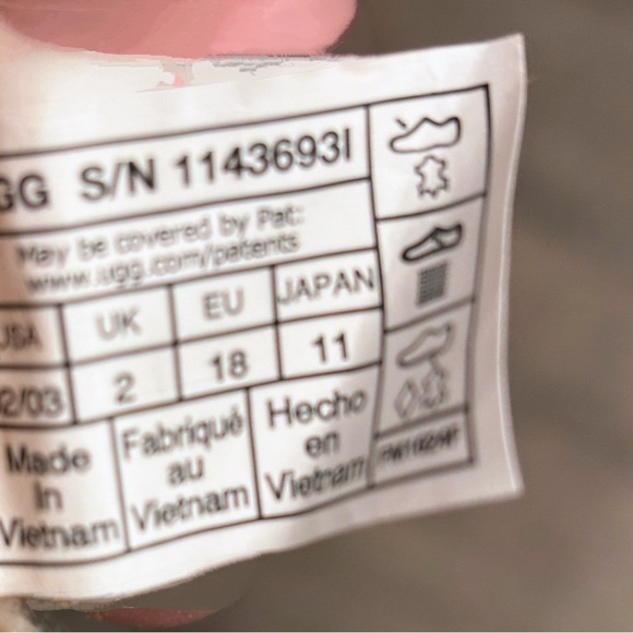 Authentic UGG Chestnut Baby Booties with Shearling Lining - Picture 4 of 5